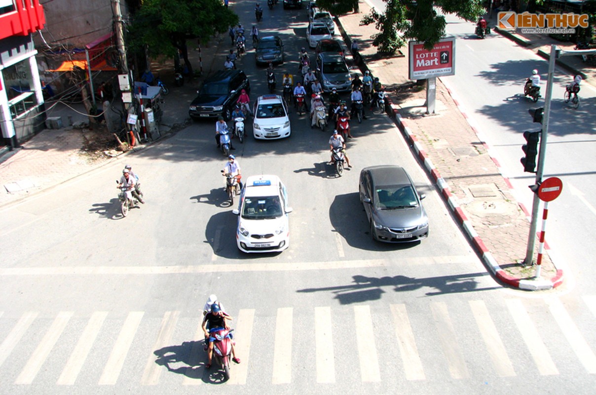 Xem nguoi dan Ha Noi doi pho nang nong giua... mua dong-Hinh-9